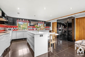 Photo 18- click for photo gallery